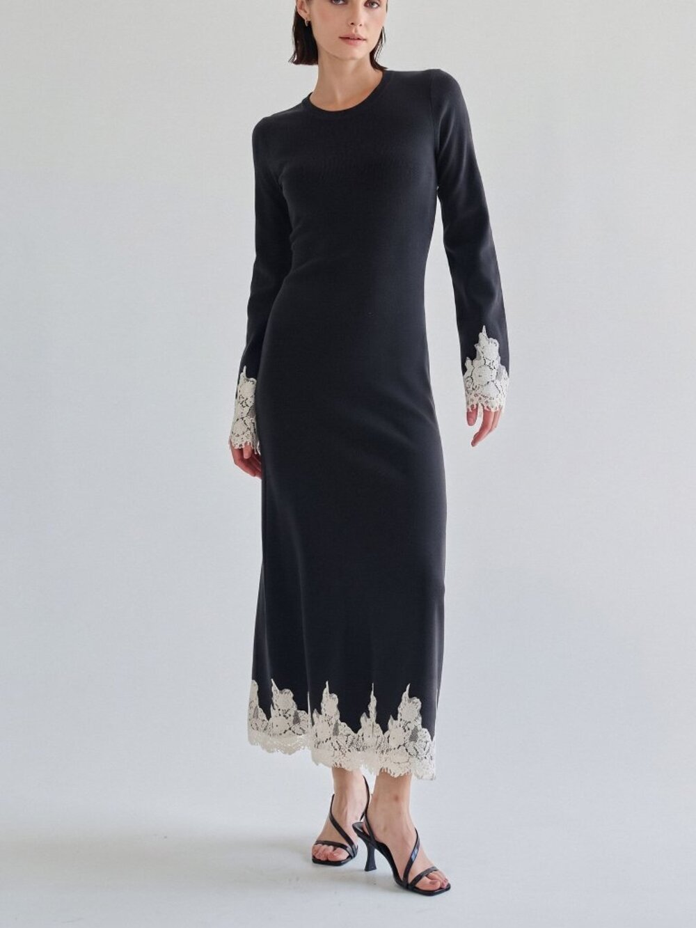 NWT Black Cream Lace Trim Long Sleeve Knit Maxi Dress